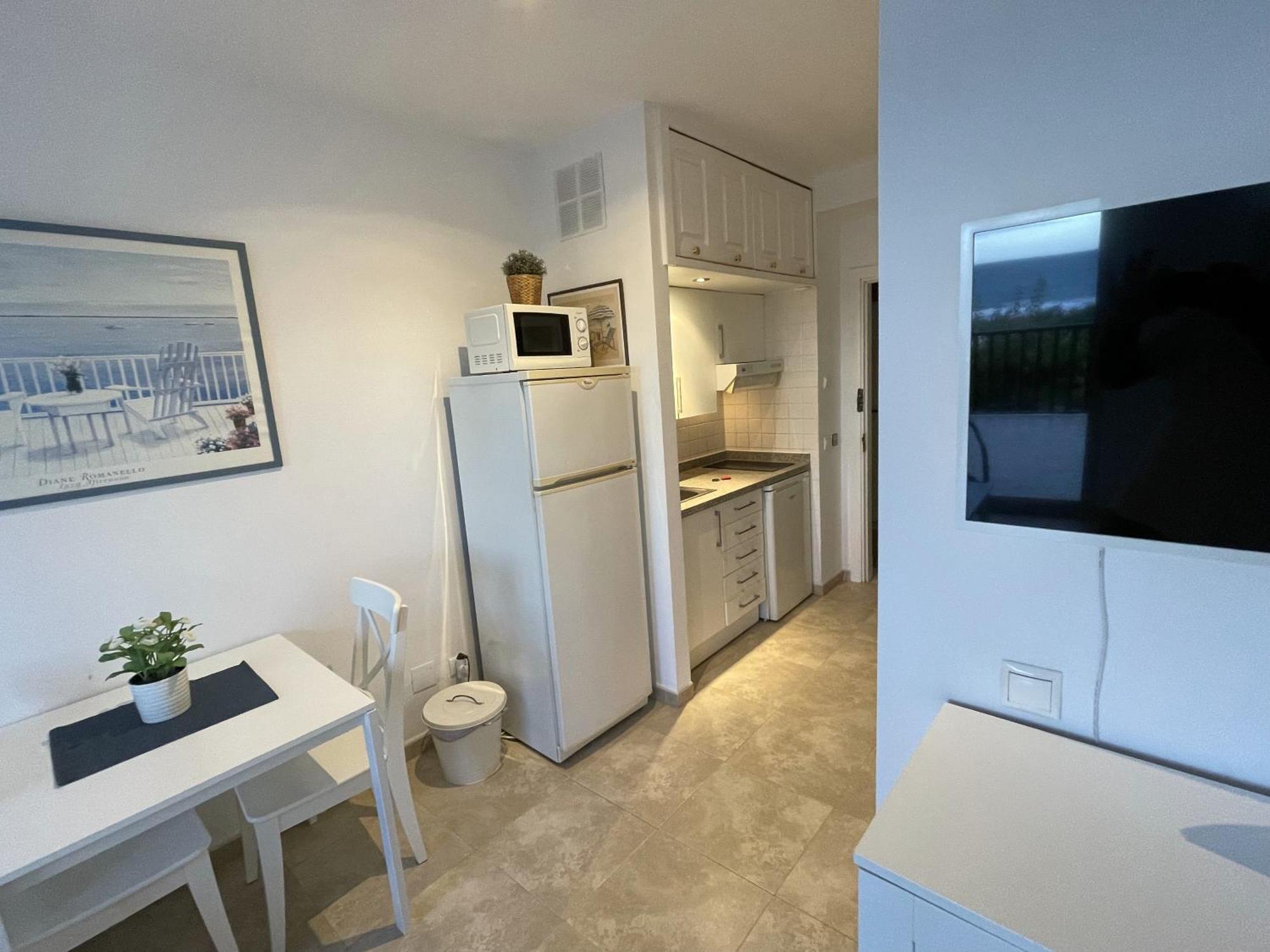 מארבלה Estudio Con Insuperables Vistas Al Mar: Aparcamiento מראה חיצוני תמונה