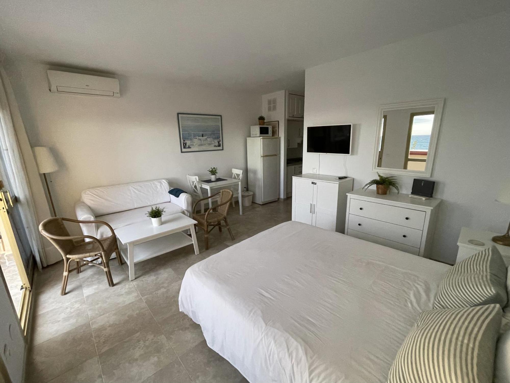 מארבלה Estudio Con Insuperables Vistas Al Mar: Aparcamiento מראה חיצוני תמונה