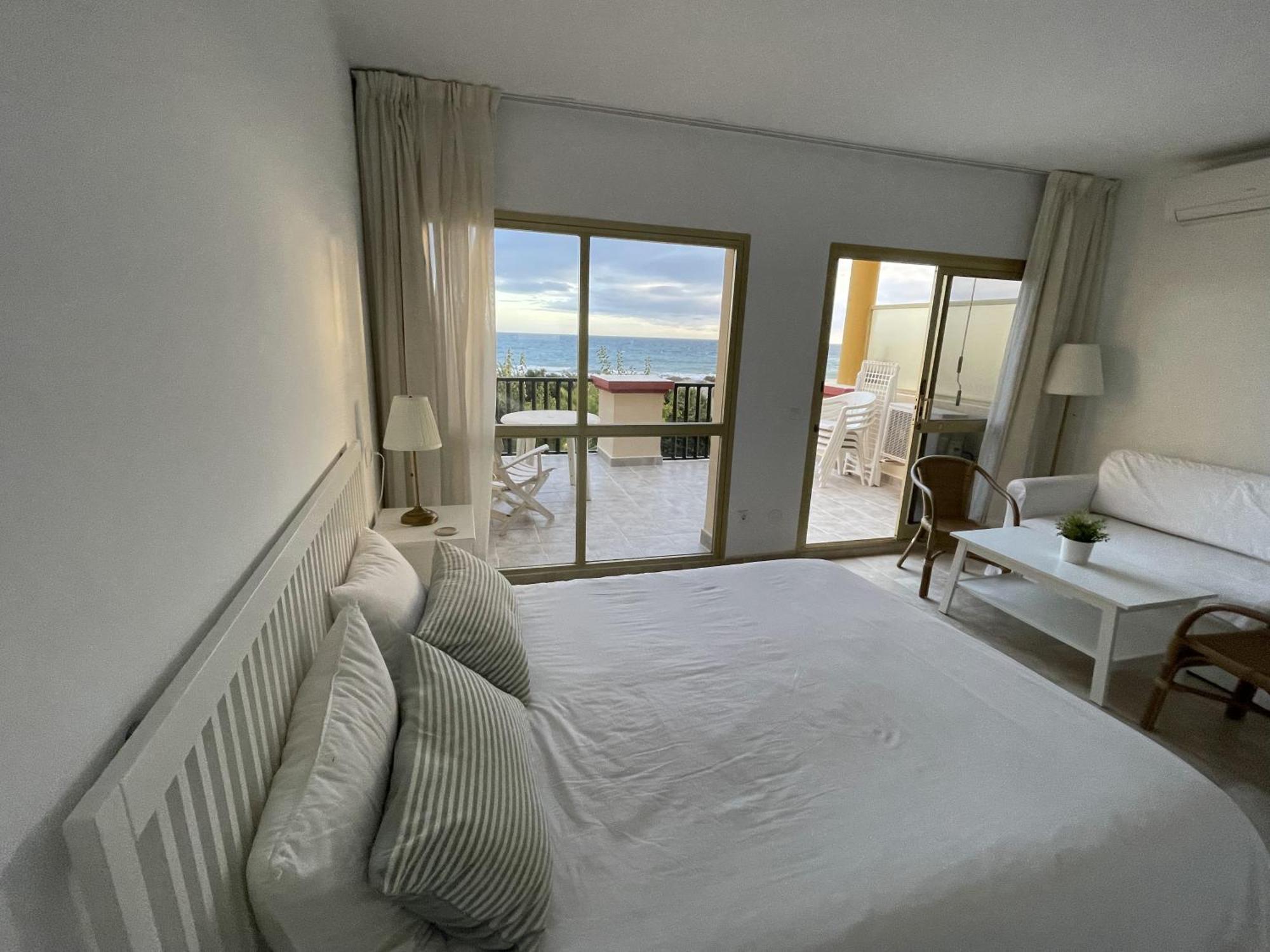 מארבלה Estudio Con Insuperables Vistas Al Mar: Aparcamiento מראה חיצוני תמונה