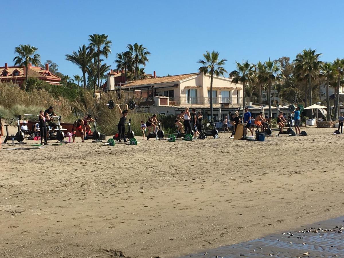 מארבלה Estudio Con Insuperables Vistas Al Mar: Aparcamiento מראה חיצוני תמונה